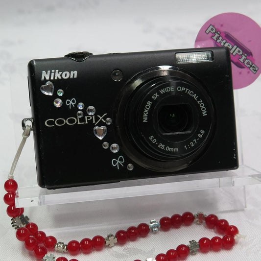 Nikon Coolpix S570 ♡ Comes with ❥ Camera & Original Box ❥